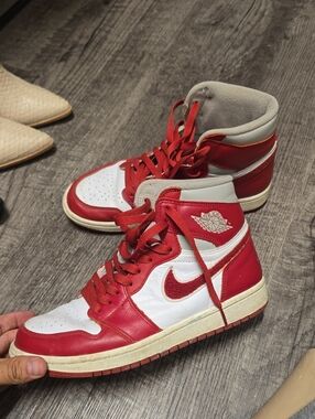 Nike Air Jordan 1 Retro High OG - White/Red